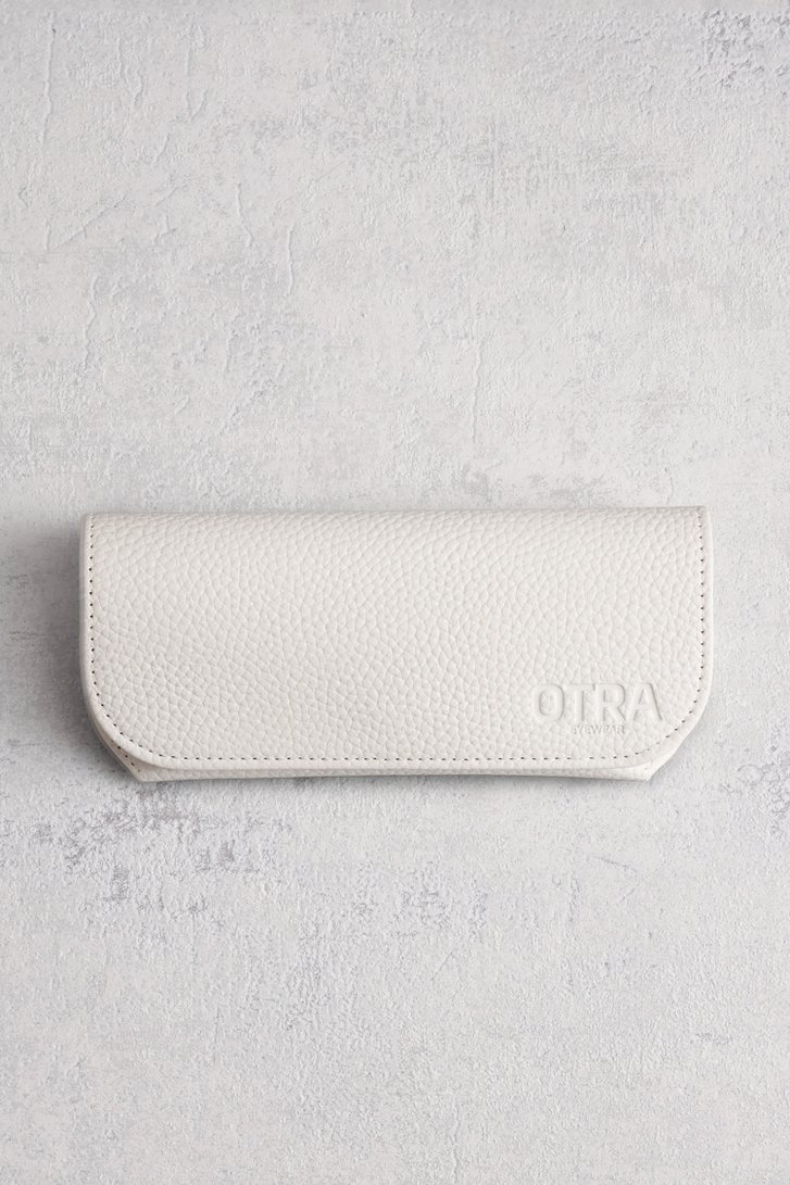 Photo produit 4 de Lunettes de soleil cat eye noires – Nove de Otra pour Femmes