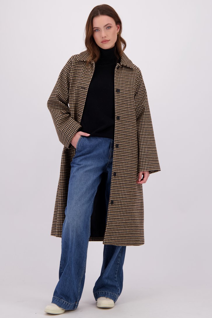 Le devant de Manteau à carreaux marron de JDY pour Femmes