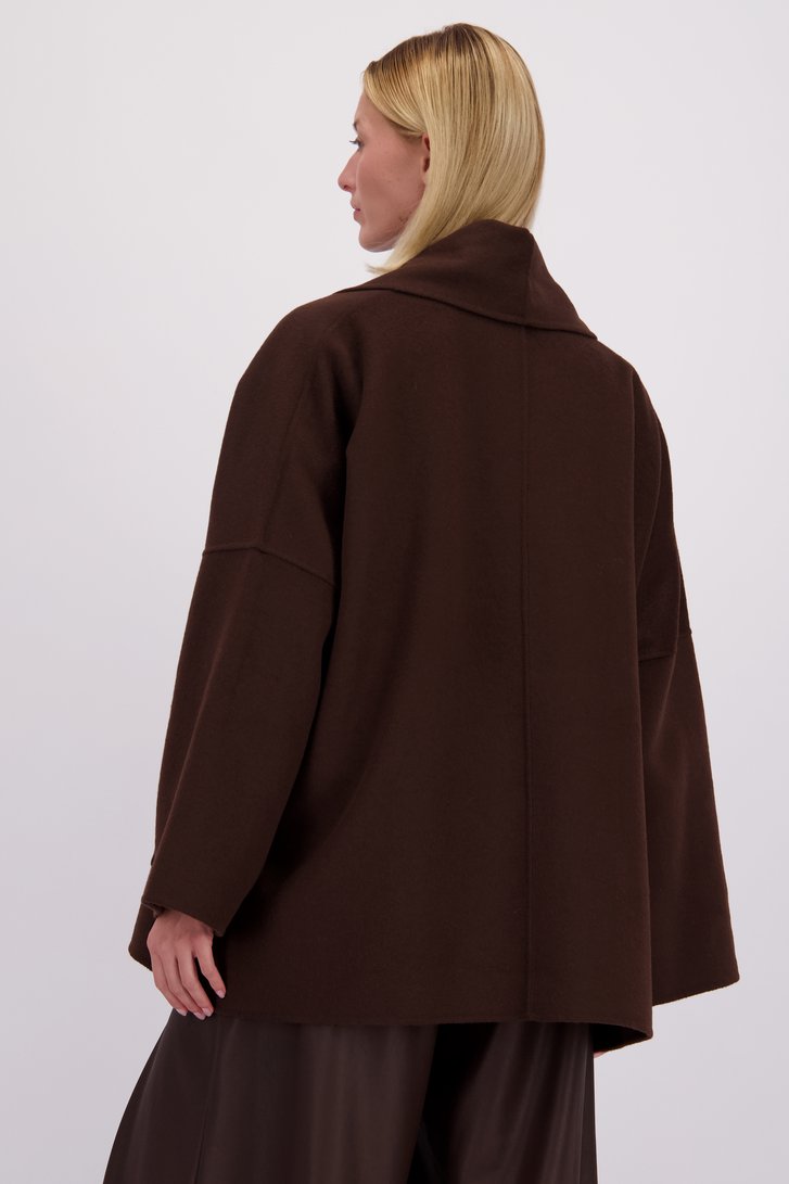 Le dos de Manteau brun de D'Auvry pour Femmes