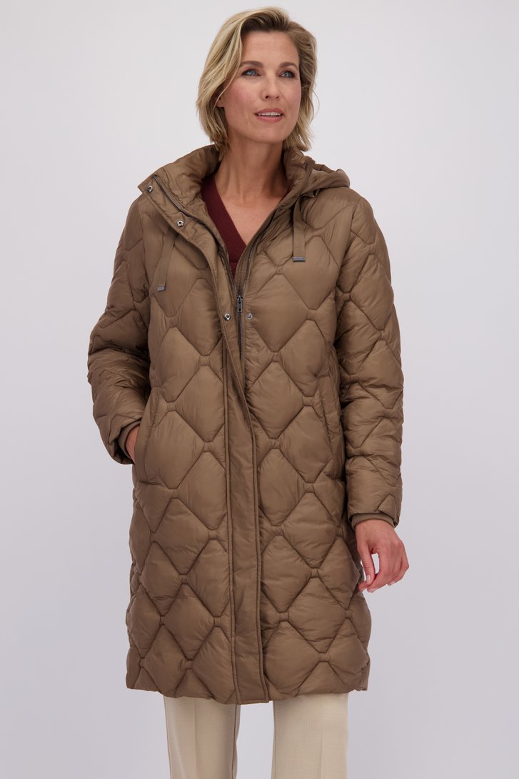 Le devant de Manteau matelassé brun mi-long de Claude Arielle pour Femmes