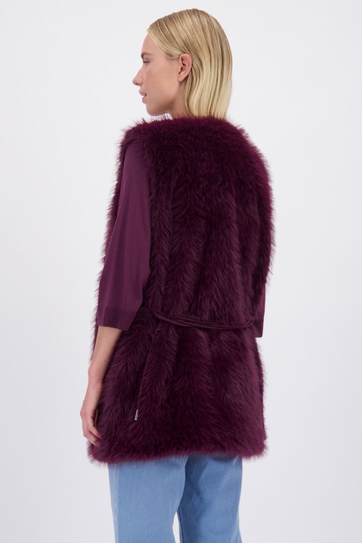 Le dos de Manteau sans manches bordeaux en fausse fourrure de D'Auvry pour Femmes