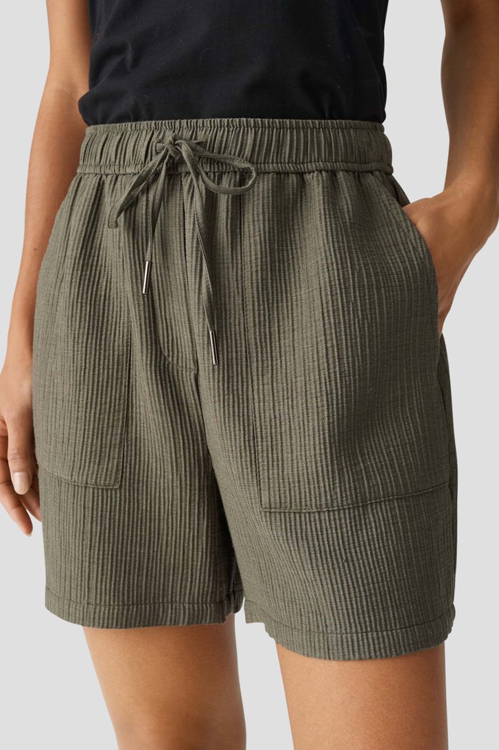 Olijfgroene short met gestreepte structuur van Opus voor Dames