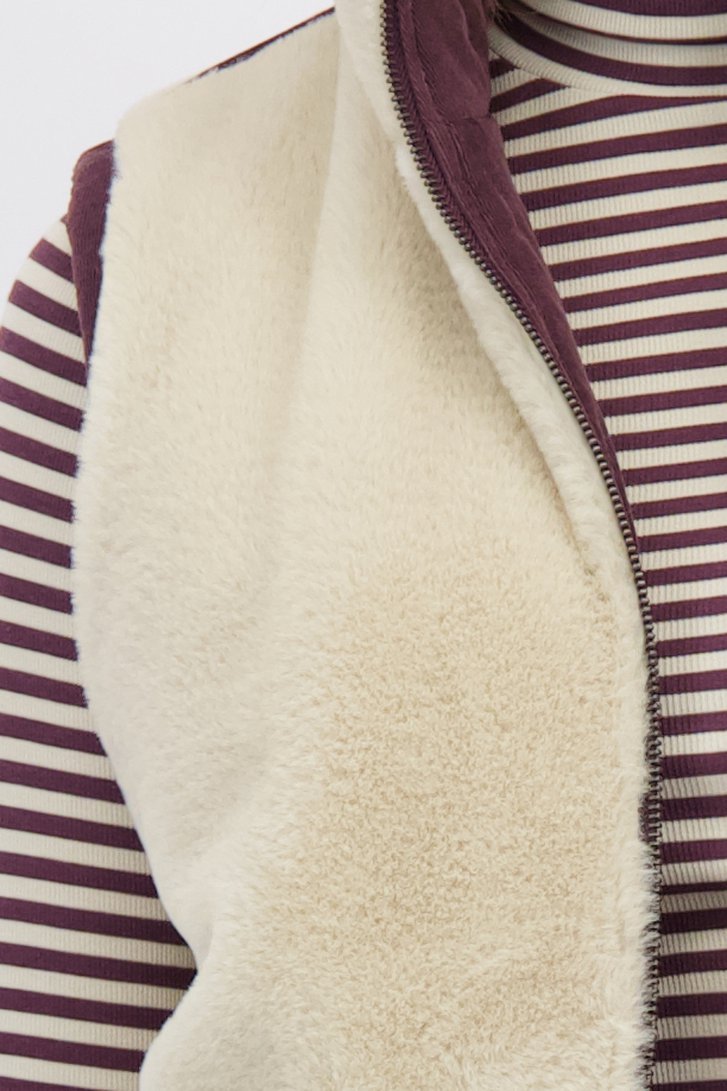 Extra foto 2 van Omkeerbare bodywarmer in bordeaux en beige door Libelle voor Dames
