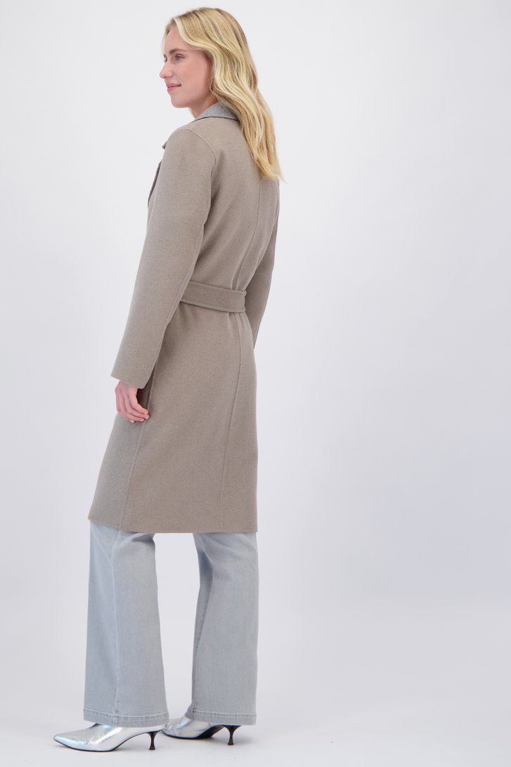 Achterkant van Omkeerbare mantel in beige en grijs door D'Auvry voor Dames