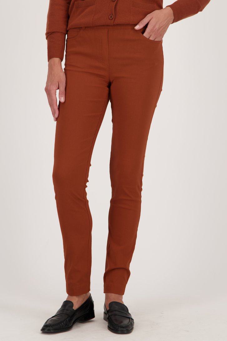 Oranjebruine stretchbroek met elastische taille van Claude Arielle voor Dames