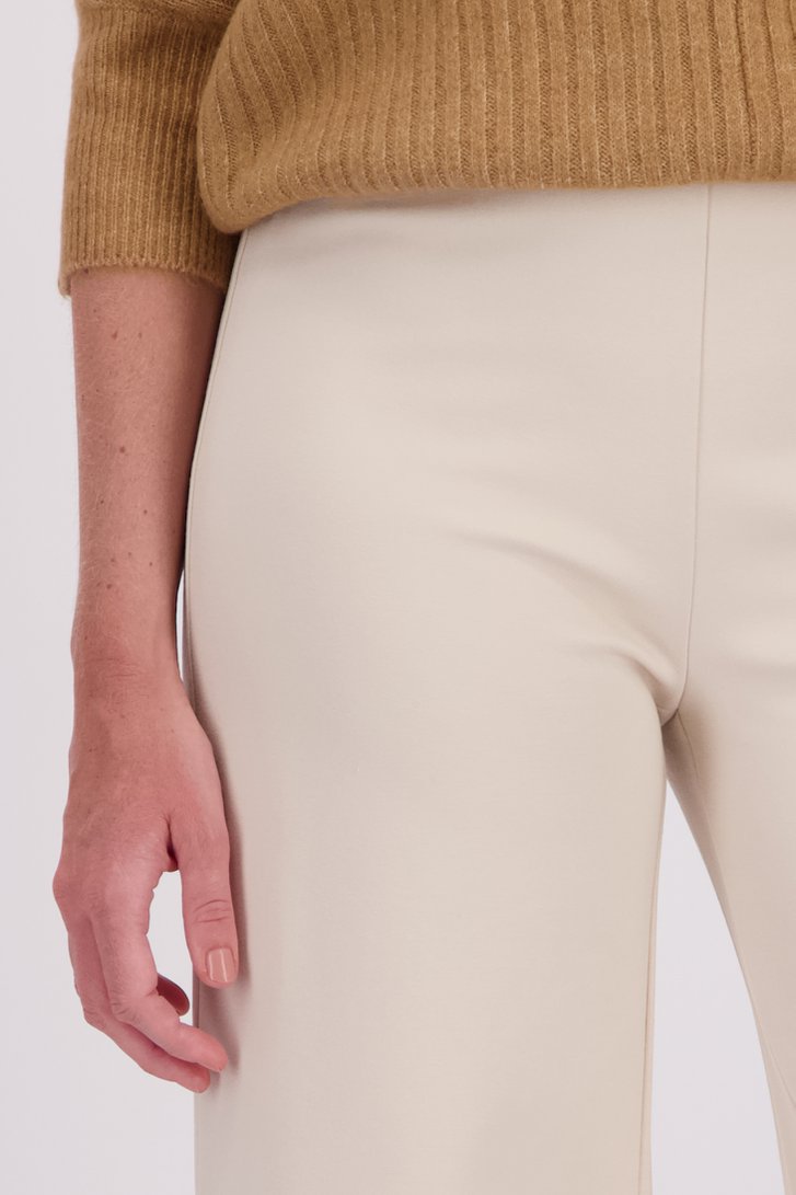 Détail de Pantalon ample beige 7/8  de Libelle pour Femmes