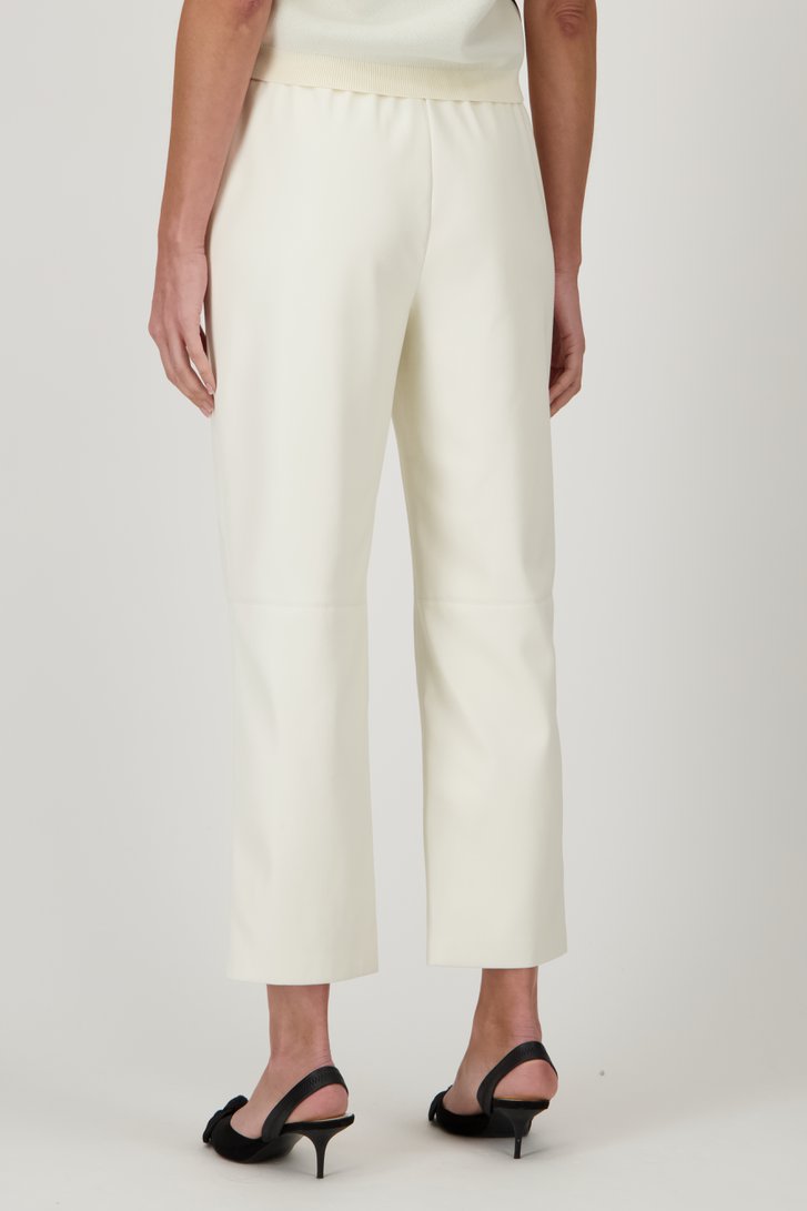 Pantalon écru avec aspect cuir de D'Auvry pour Femmes