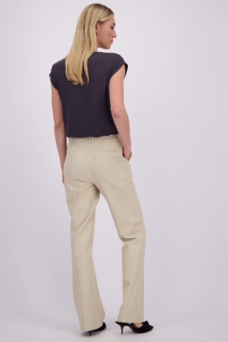 Le dos de Pantalon habillé beige à motif rayé  de Liberty Island pour Femmes
