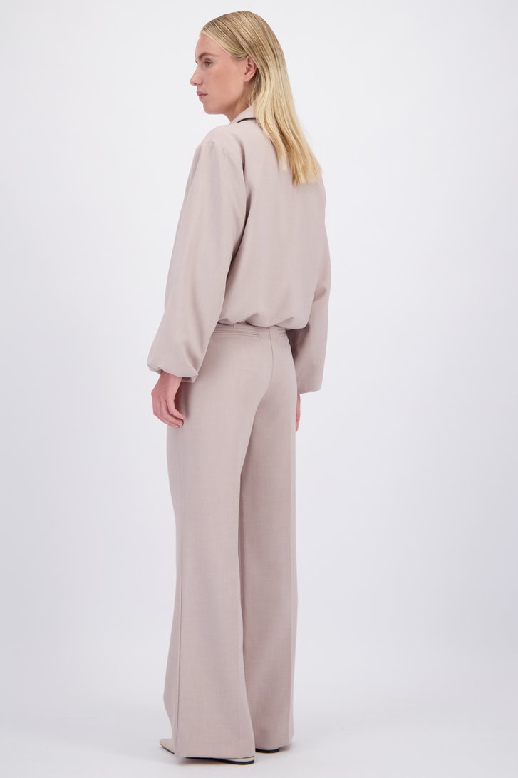Le dos de Pantalon large beige clair de D'Auvry pour Femmes