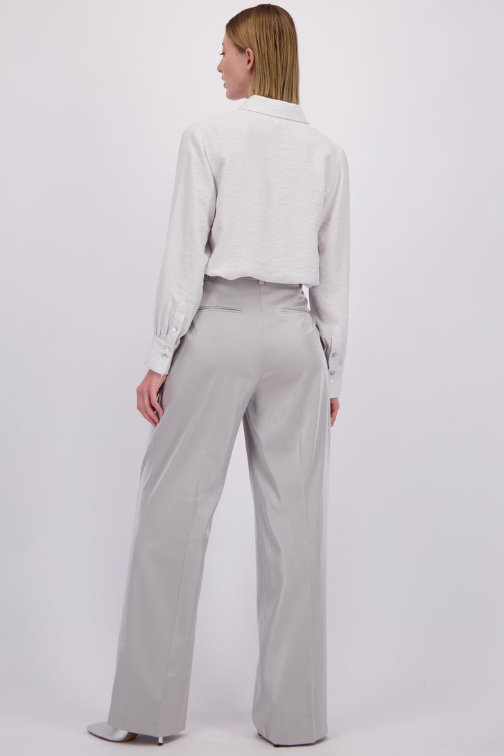 Le dos de Pantalon large gris argenté de D'Auvry Studio pour Femmes