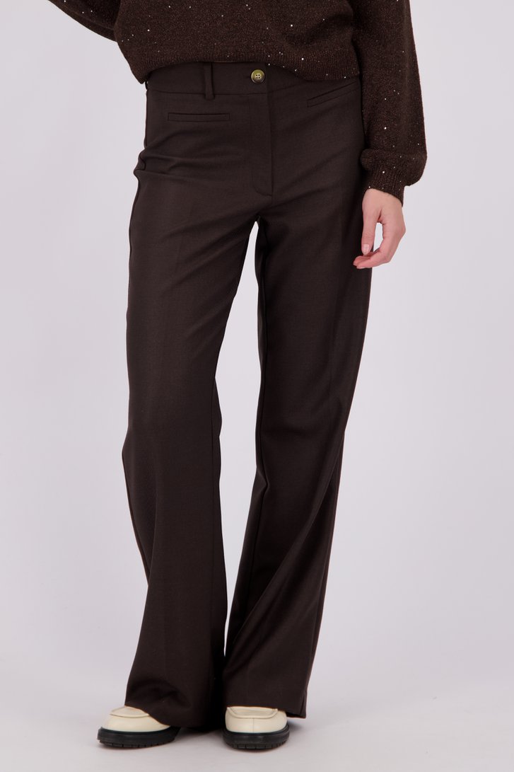 Le devant de Pantalon large marron de Geisha pour Femmes
