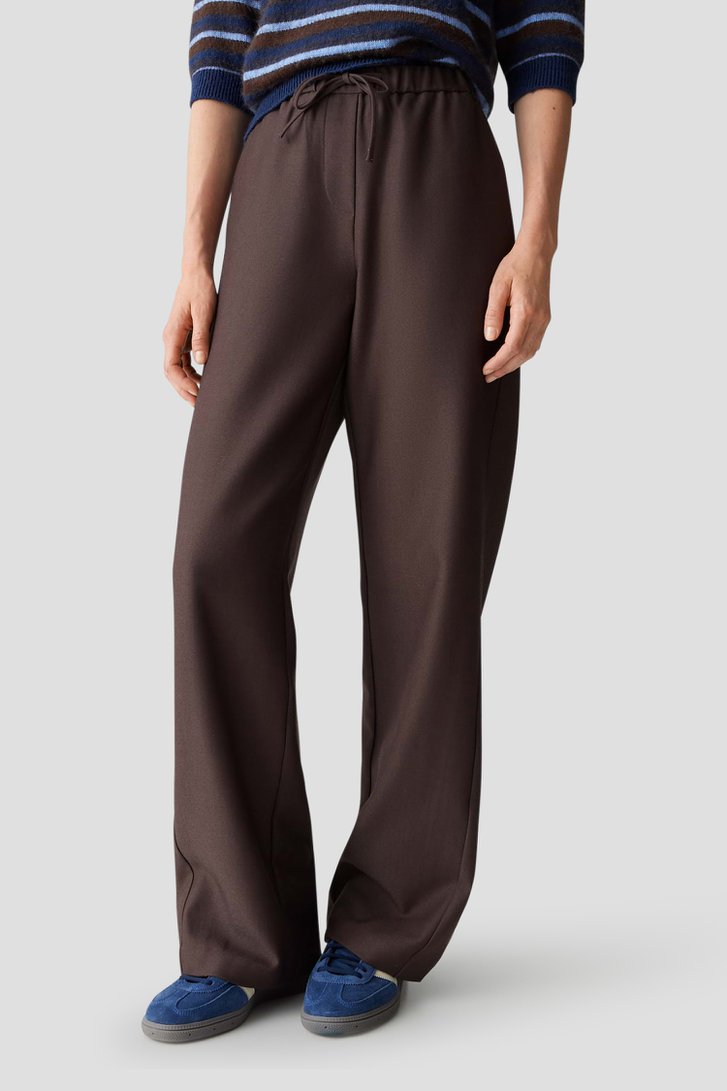 Le devant de Pantalon large marron de Opus pour Femmes