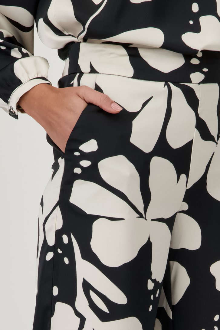 Pantalon noir avec aspect soie de D'Auvry pour Femmes
