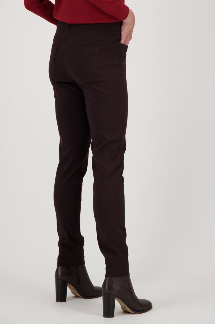 Pantalon stretch marron avec taille élastiquée de Claude Arielle pour Femmes