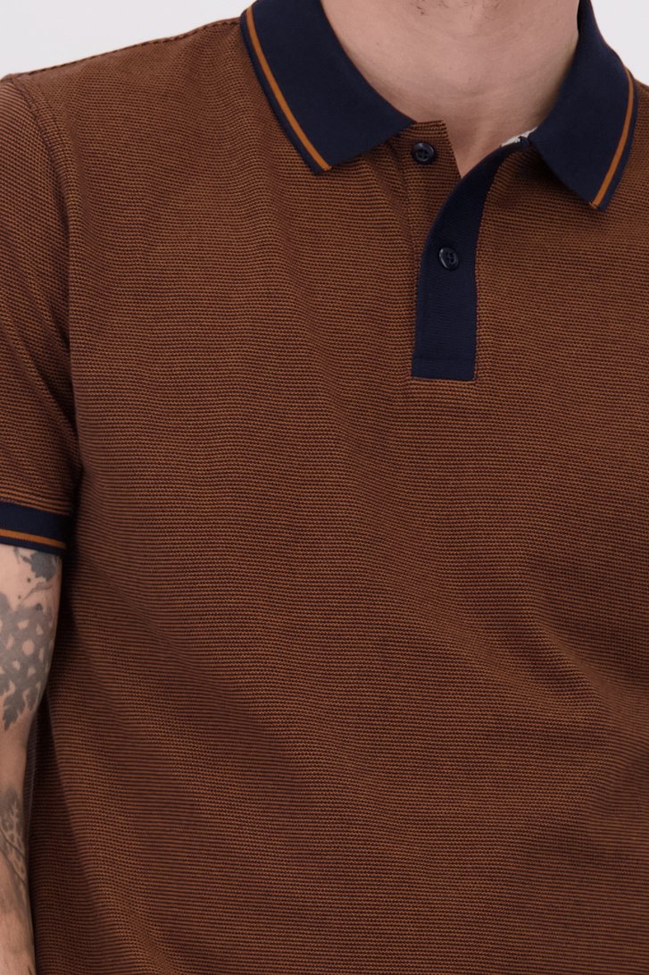 Détail de Polo brun à manches courtes de Ravøtt pour Hommes