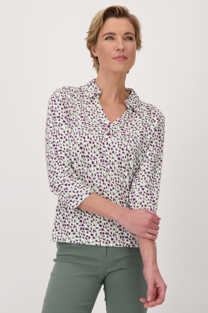 Voorkant van Polo met paars-groene print door Claude Arielle voor Dames