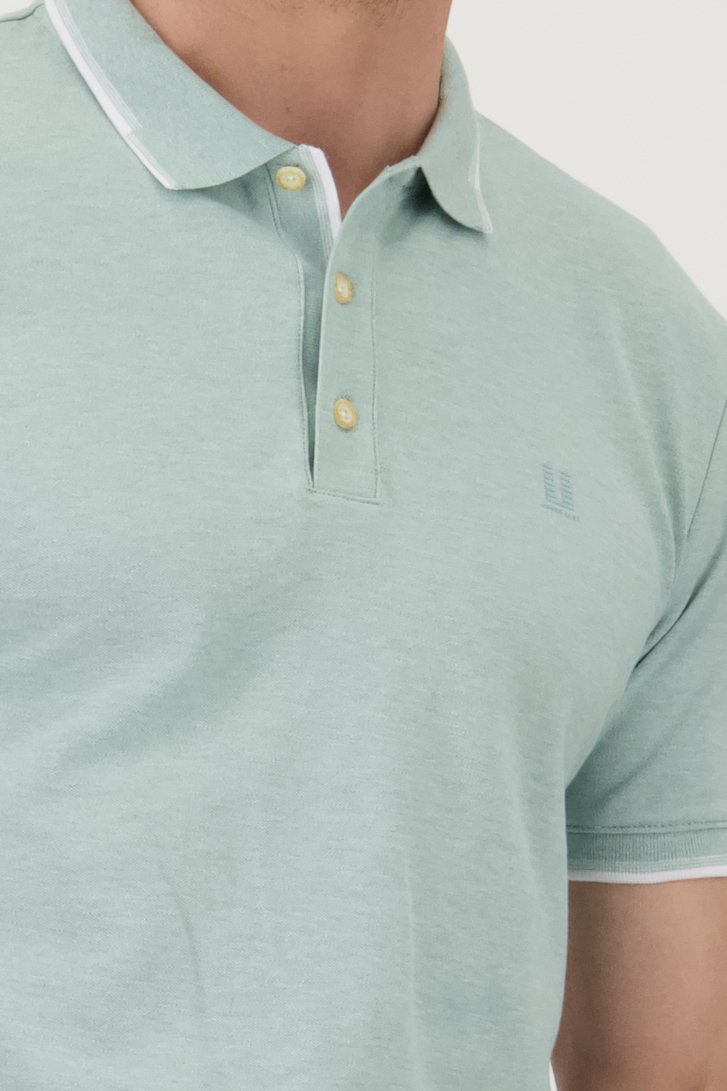 Polo vert avec boutons et rayures blanches de Upper East pour Hommes