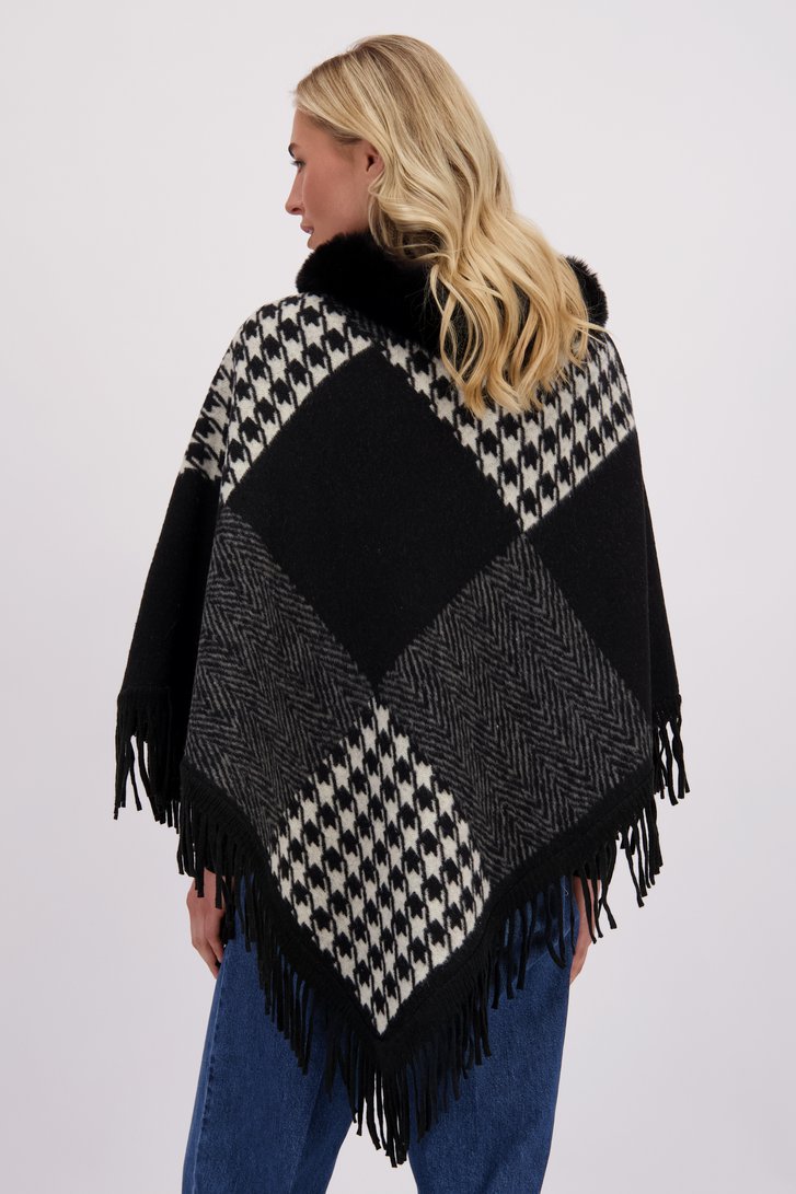 Le dos de Poncho noir et gris à motif pied-de-poule de Liberty Island pour Femmes
