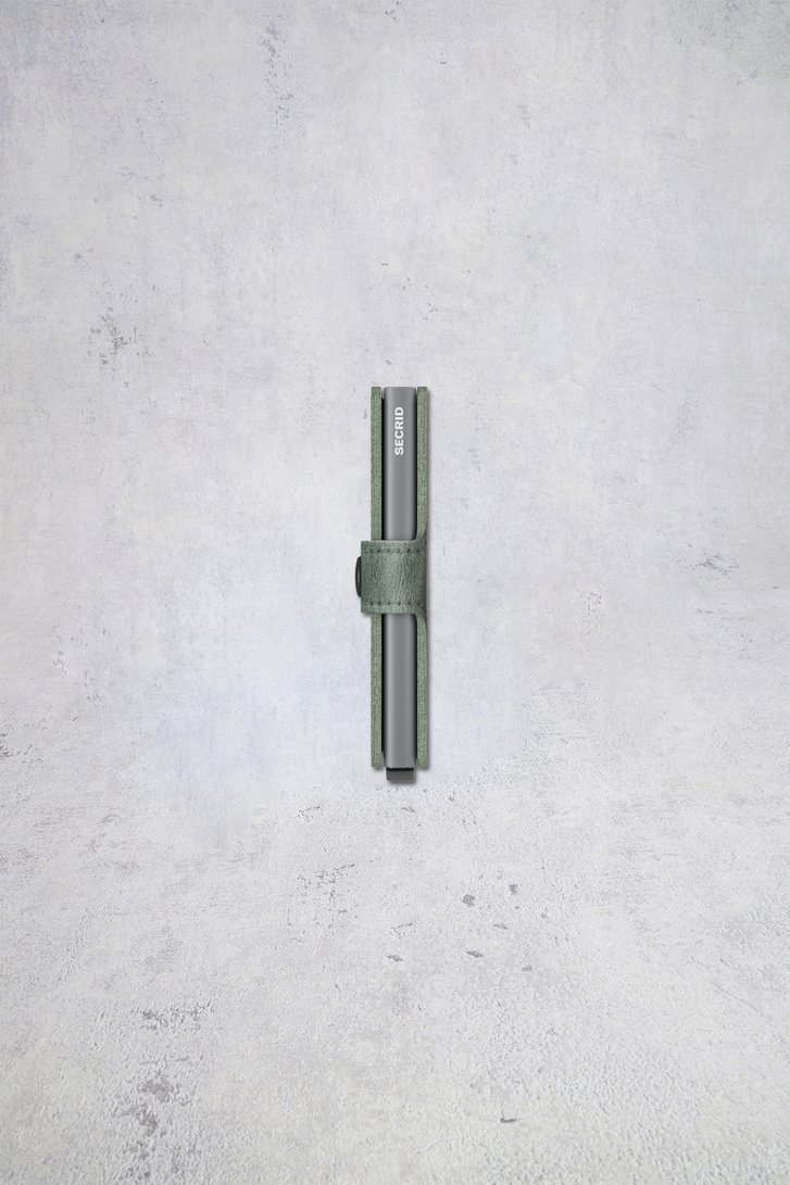 Le dos de Porte-cartes en cuir vert à l’aspect vintage de Secri pour Hommes