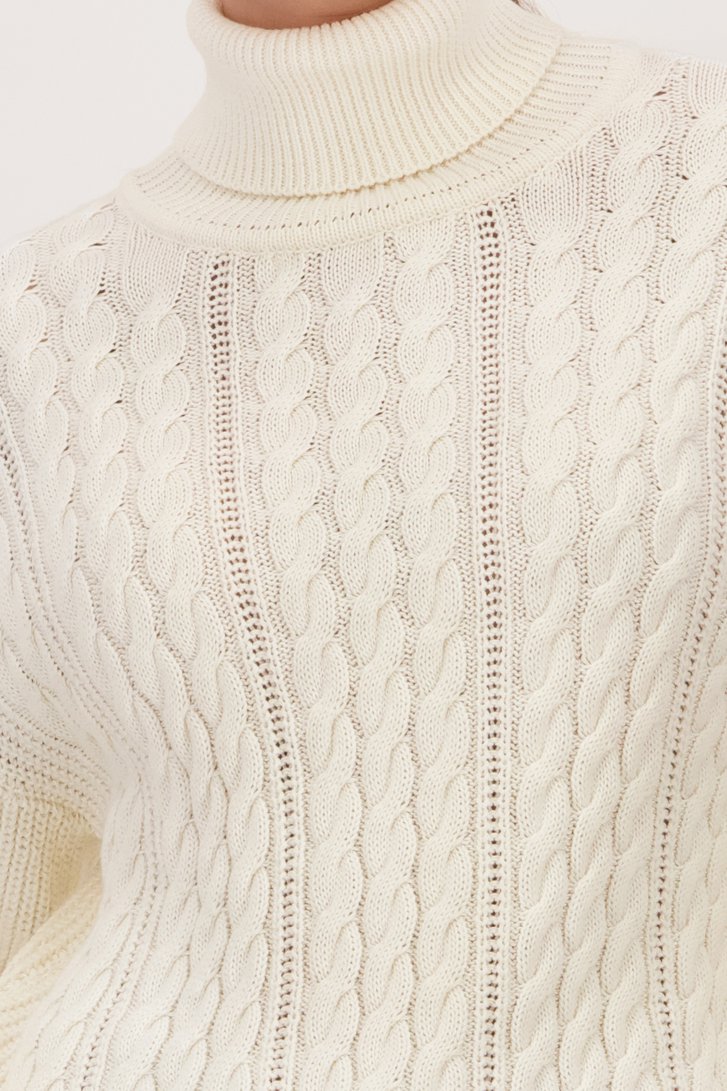 Pull à col roulé en tricot câblé écru de AC by Annelien Coorevits pour Femmes