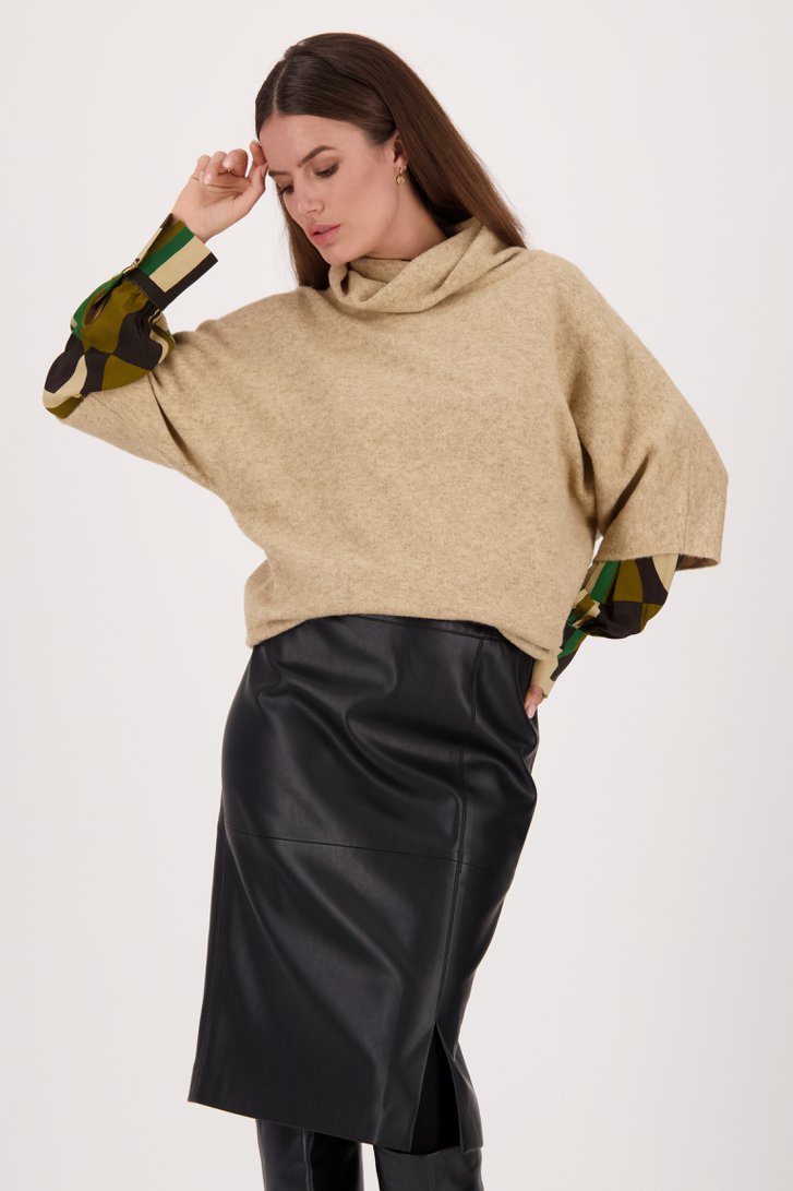 Pull beige à col roulé de D'Auvry pour Femmes