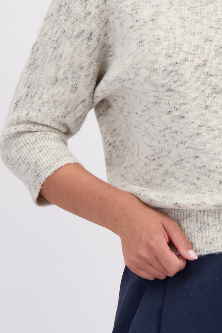 Détail de Pull beige clair à manches chauve-souris de Libelle pour Femmes