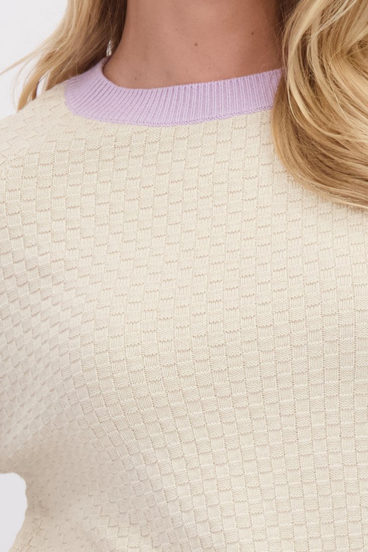 Détail de Pull beige clair avec accents roses et bleus de Libelle pour Femmes