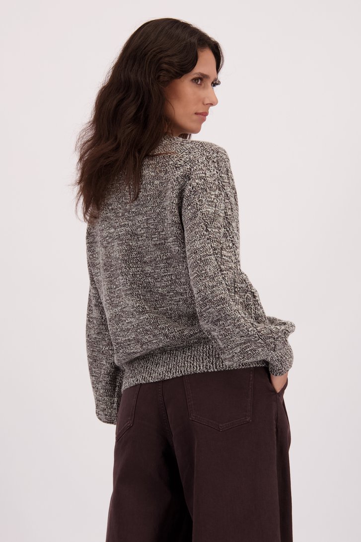 Le dos de Pull beige-marron à manches ballon de Louise pour Femmes