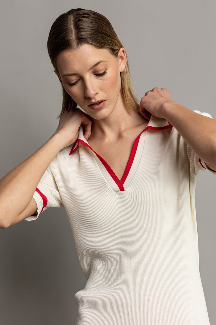 Photo supplémentaire 5 de Pull blanc avec col polo et accent rouge de D'Auvry pour Femmes