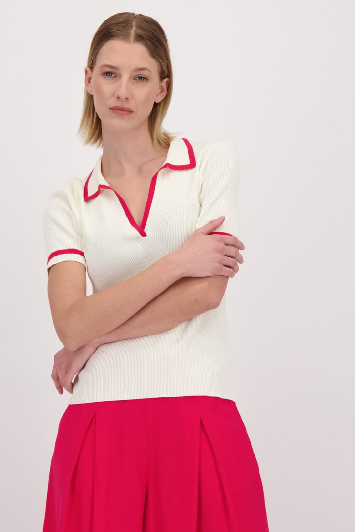 Le devant de Pull blanc avec col polo et accent rouge de D'Auvry pour Femmes