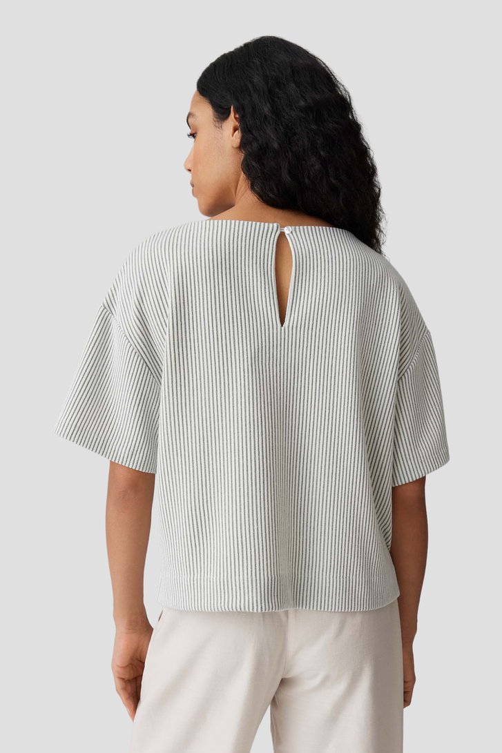 Le dos de Pull blanc et vert rayé de Opus pour Femmes