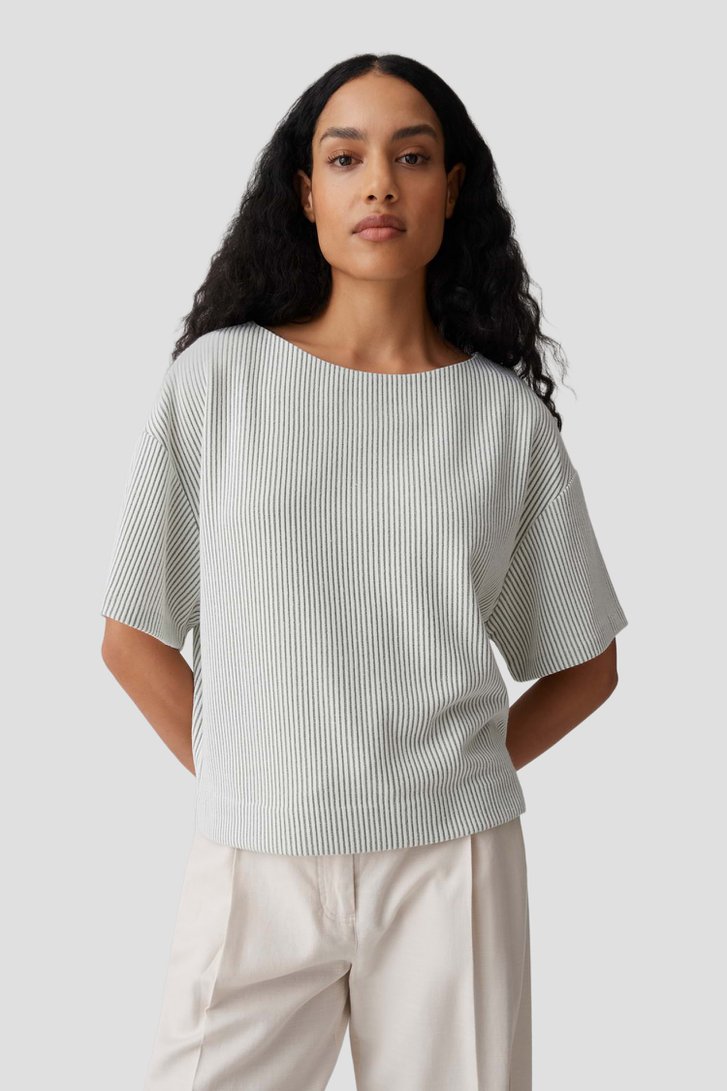 Le devant de Pull blanc et vert rayé de Opus pour Femmes