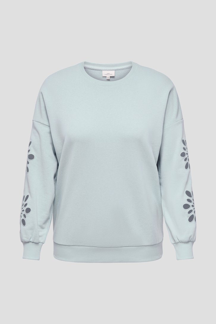 Pull bleu ciel avec manches brodées de Only Carmakoma pour Femmes