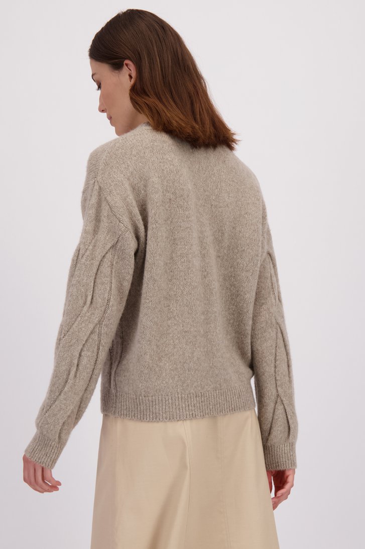 Le dos de Pull chiné brun clair avec laine de LŌVING pour Femmes