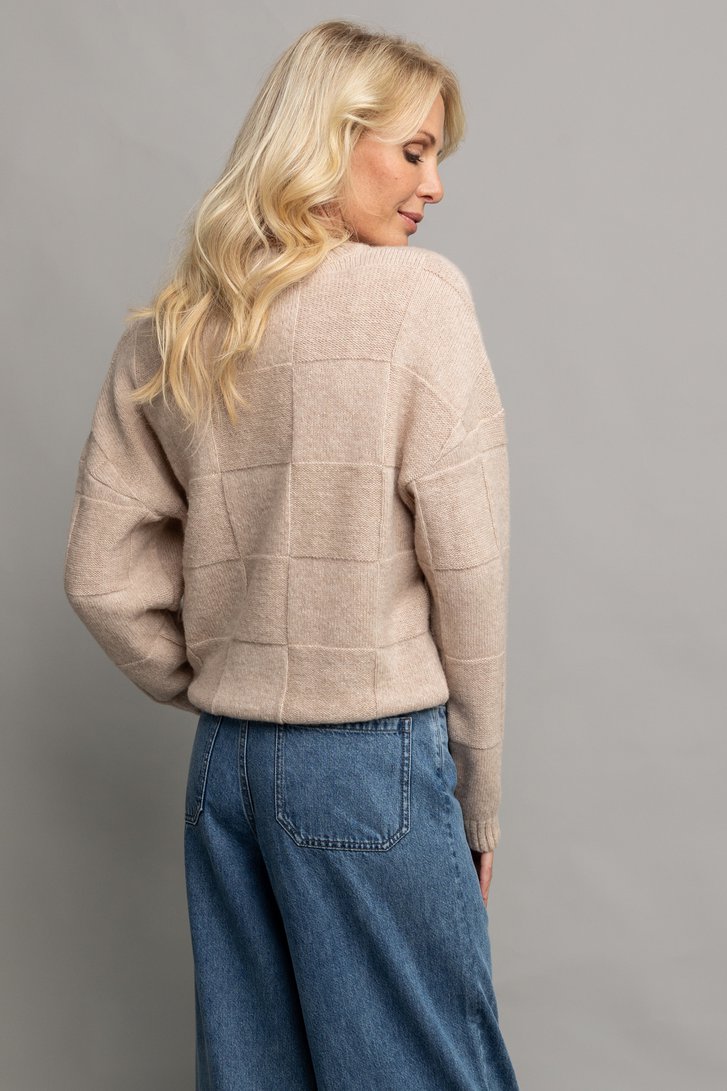 Le dos de Pull en maille beige de AC by Annelien Coorevits pour Femmes