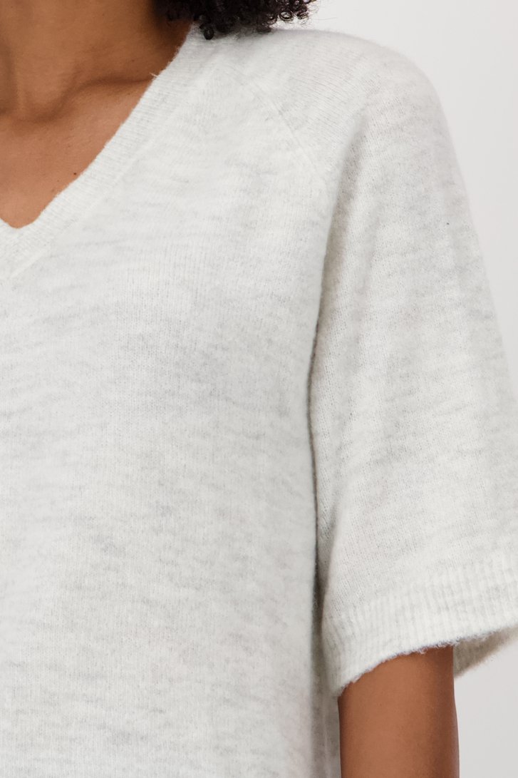 Pull en tricot écru avec col en V de JDY pour Femmes
