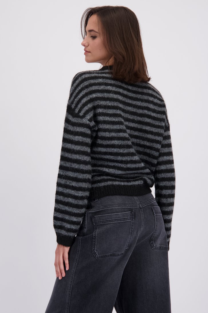 Le dos de Pull rayé noir et gris de JDY pour Femmes