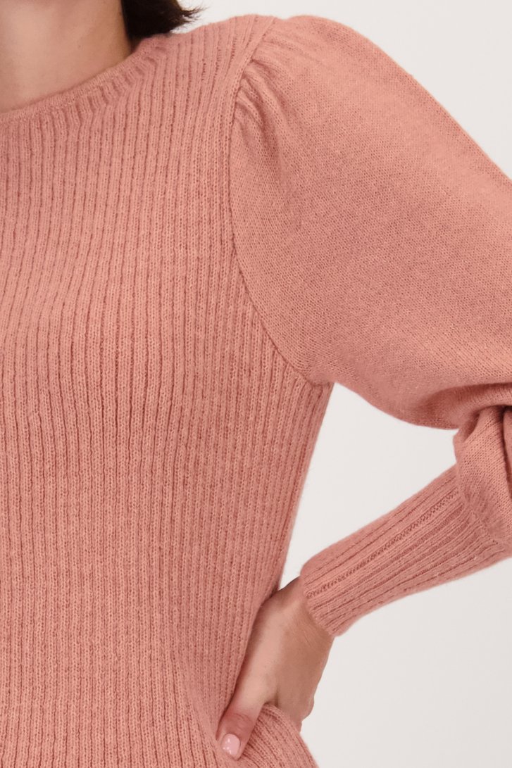Pull rose pâle avec de la laine de D'Auvry pour Femmes