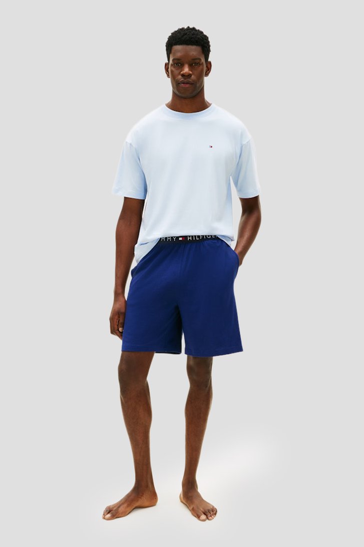 Photo produit 4 de Pyjama avec T-shirt bleu et short bleu marine de Tommy Hilfiger pour Hommes