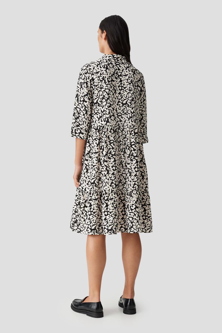 Robe à imprimé écru-noir de Opus pour Femmes