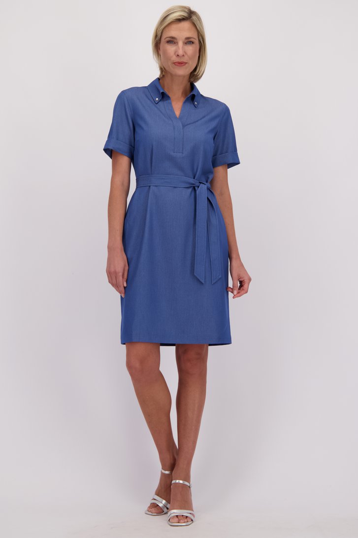 Le devant de Robe bleue à look denim de Claude Arielle pour Femmes