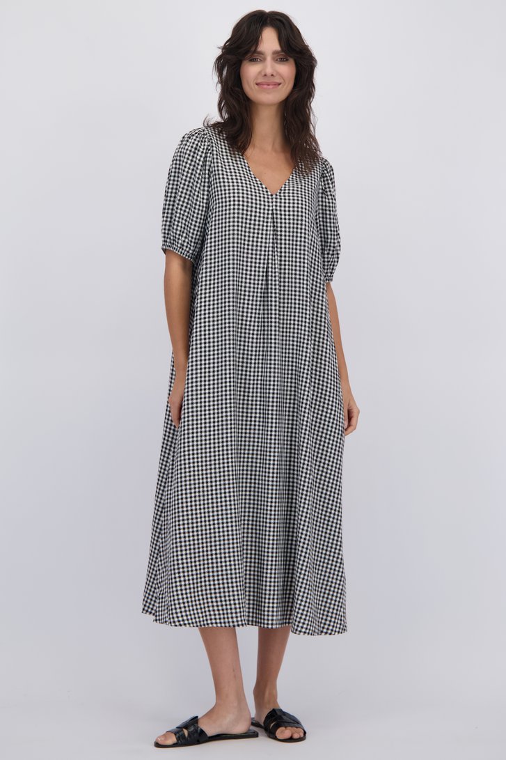 Le devant de Robe longue à motif à carreaux noir et blanc de JDY pour Femmes