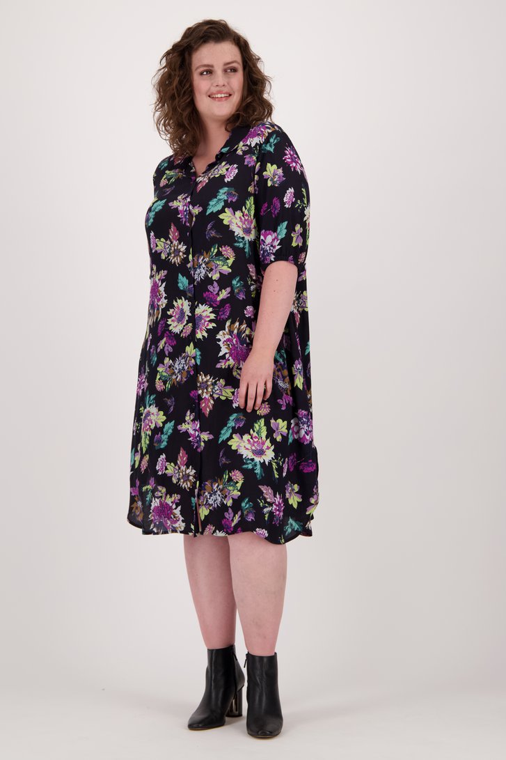 Robe noire à imprimé floral coloré	 de Only Carmakoma pour Femmes