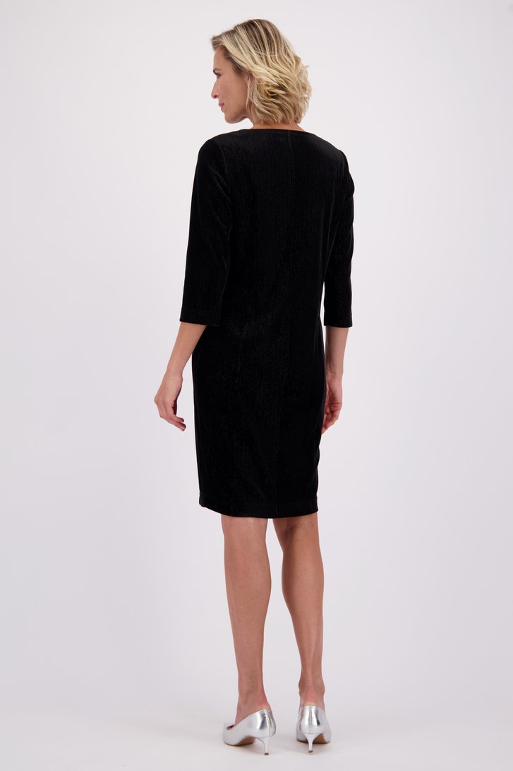 Le dos de Robe noire pailletée de Claude Arielle pour Femmes