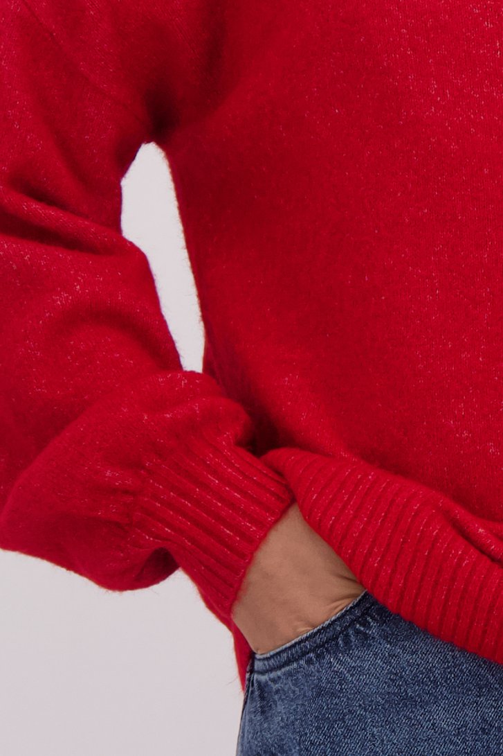 Detail van Rood gemêleerde trui door Louise voor Dames