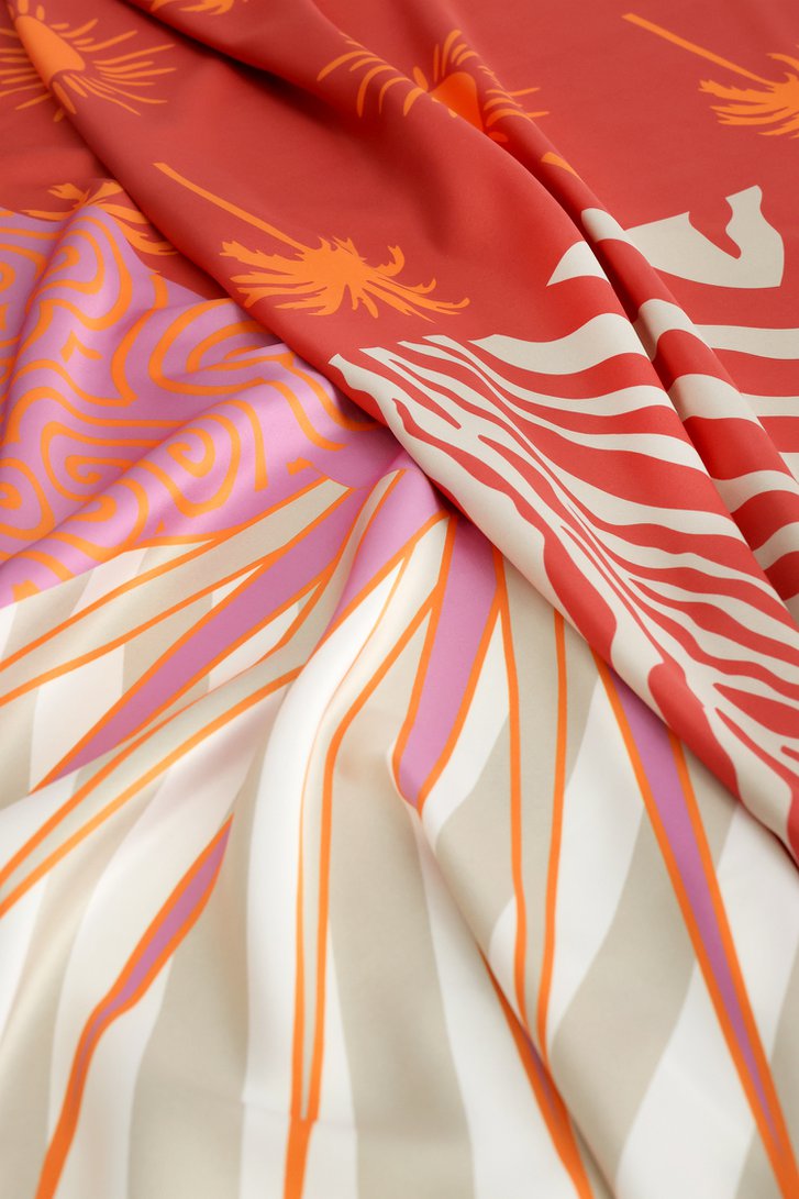 Productfoto 1 van Rood-roze sjaaltje met print door Liberty Island voor Dames