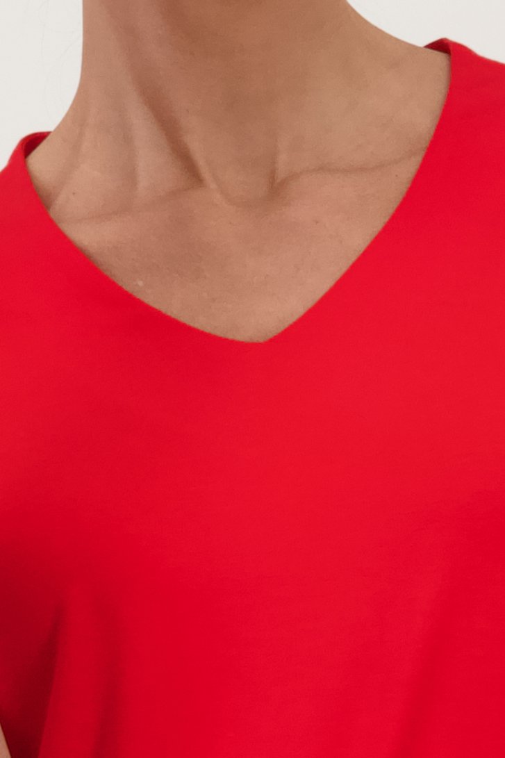 Rood T-shirt met V-hals van D'Auvry voor Dames