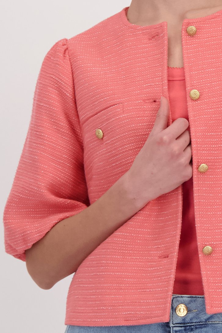 Detail van Roze bouclé vest met korte mouwen door More & More voor Dames