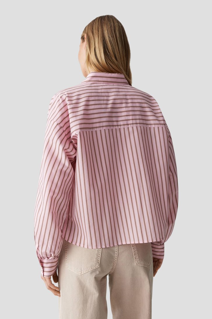 Achterkant van Roze gestreepte blouse  door Opus voor Dames