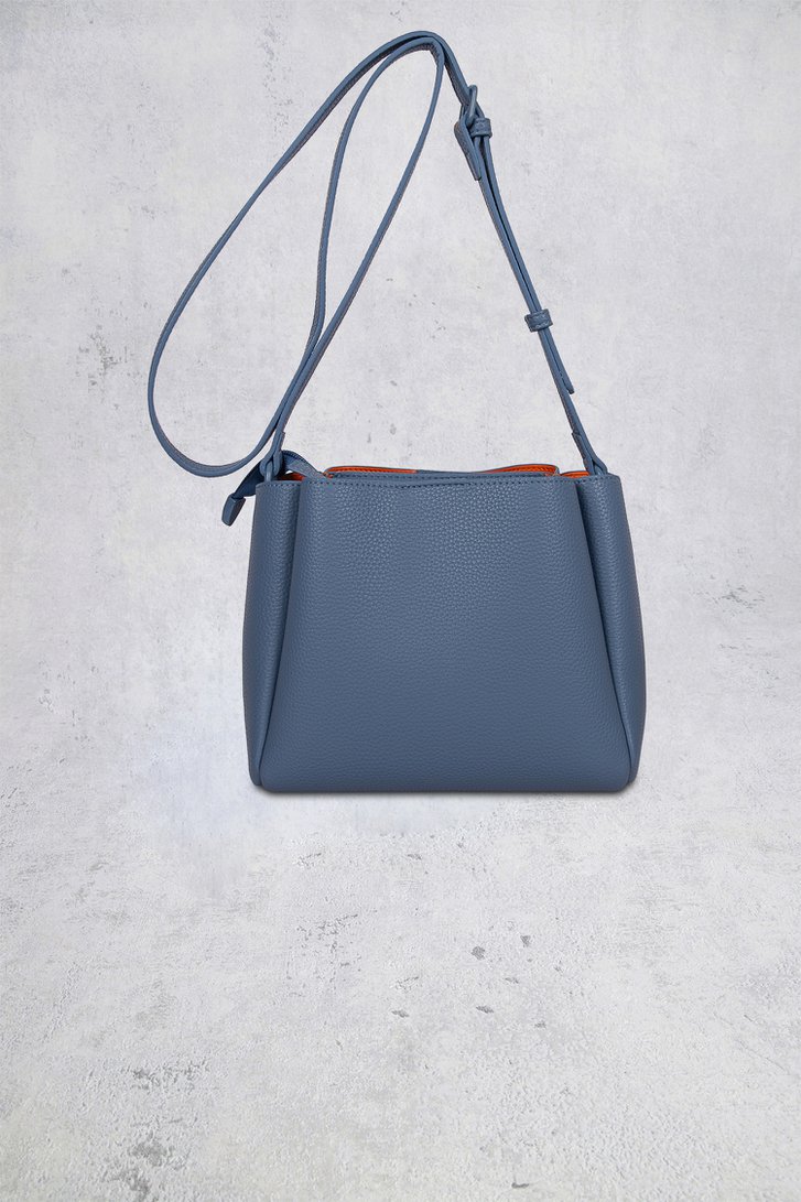 Le dos de Sac bandoulière bleu clair aspect cuir de Laurent David pour Femmes